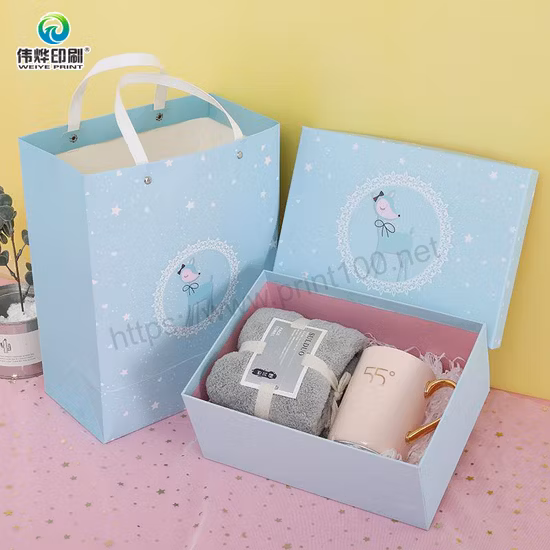 Sacchetto regalo di Natale Halloween in carta personalizzato con piccole caramelle e logo stampato